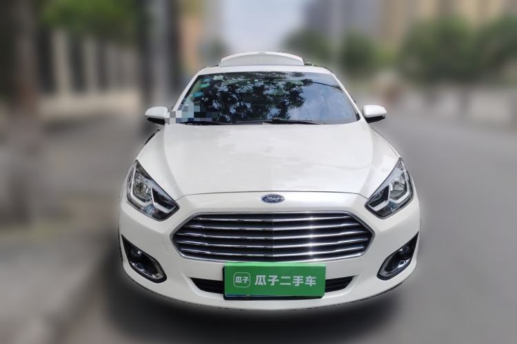 Used Ford Escort 2015 1.5L Automatic Fashion Model Front