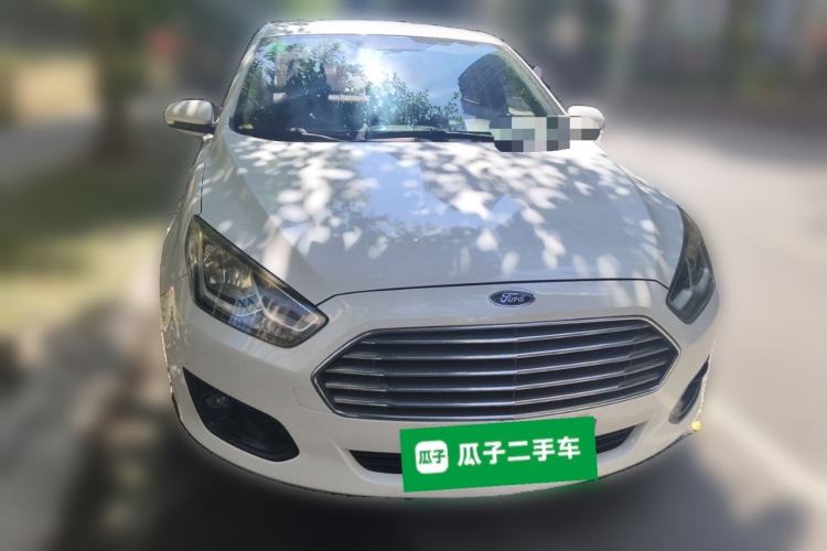 Used Ford Escort 2015 1.5L Automatic Comfort Edition Front