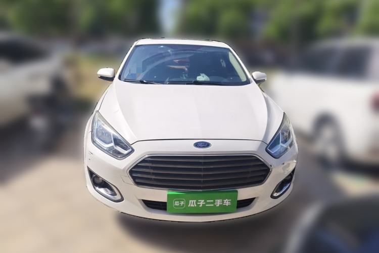Used Ford Escort 2015 1.5L Automatic Fashion Model Front