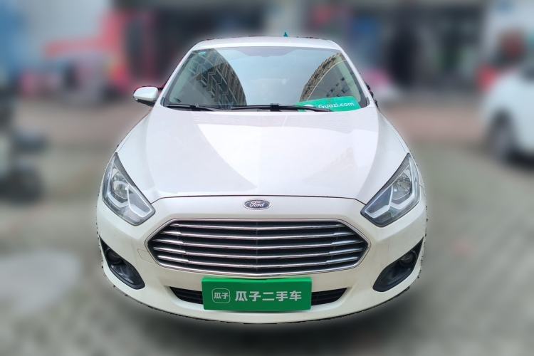 Used Ford Escort 2015 1.5L Automatic Comfort Edition Front