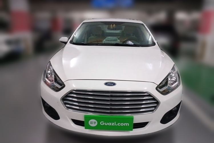 Used Ford Escort 2015 1.5L Manual Comfort Model Front