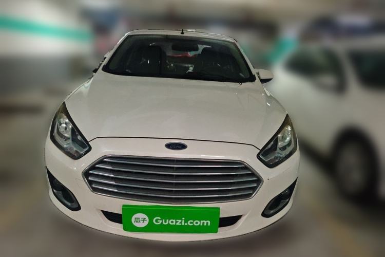 Used Ford Escort 2015 1.5L Automatic Fashion Model Front