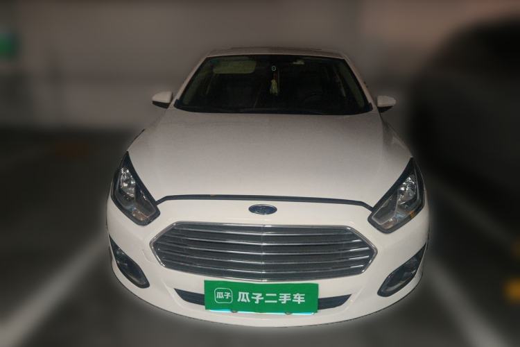 Used Ford Escort 2015 1.5L Automatic Fashion Model Front