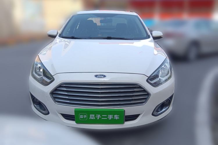 Used Ford Escort 2015 1.5L Automatic Fashion Model Front