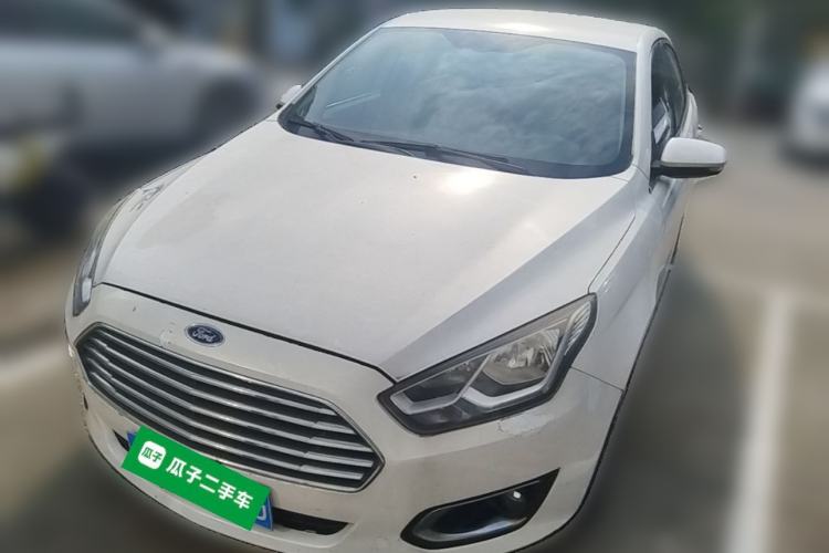 Used Ford Escort 2015 1.5L Manual Comfort Model Front
