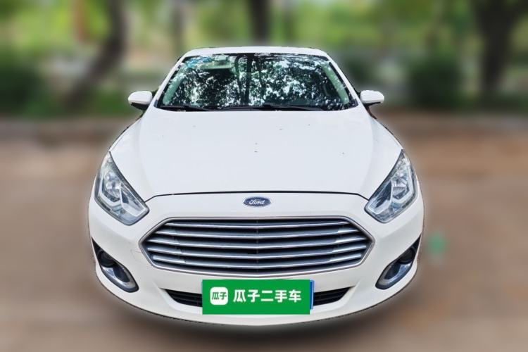 Used Ford Escort 2015 1.5L Automatic Fashion Model Front