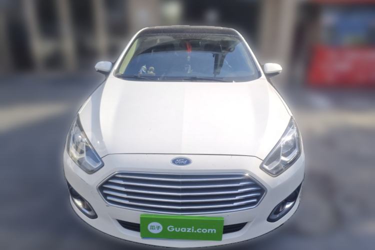 Used Ford Escort 2015 1.5L Automatic Fashion Model Front