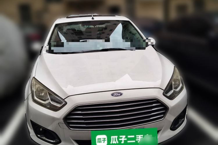 Used Ford Escort 2015 1.5L Automatic Fashion Model Front