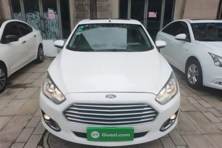 Used Ford Escort 2015 1.5L Automatic Fashion Model Front