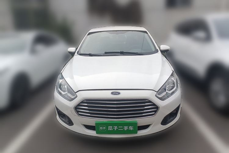 Used Ford Escort 2015 1.5L Manual Comfort Model Front