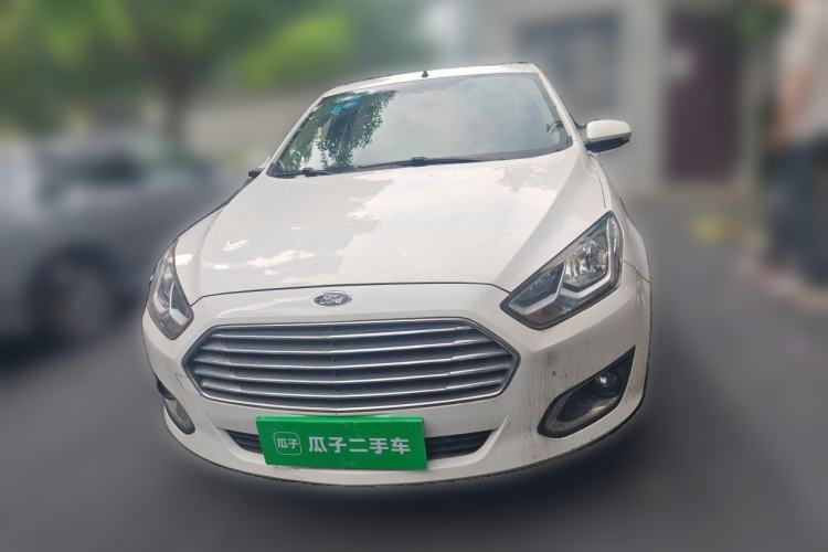 Used Ford Escort 2015 1.5L Automatic Fashion Model Front