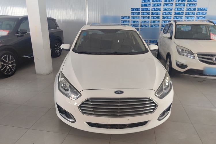 Used Ford Escort 2015 1.5L Automatic Fashion Model Front