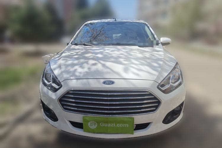 Used Ford Escort 2015 1.5L Automatic Comfort Edition Front