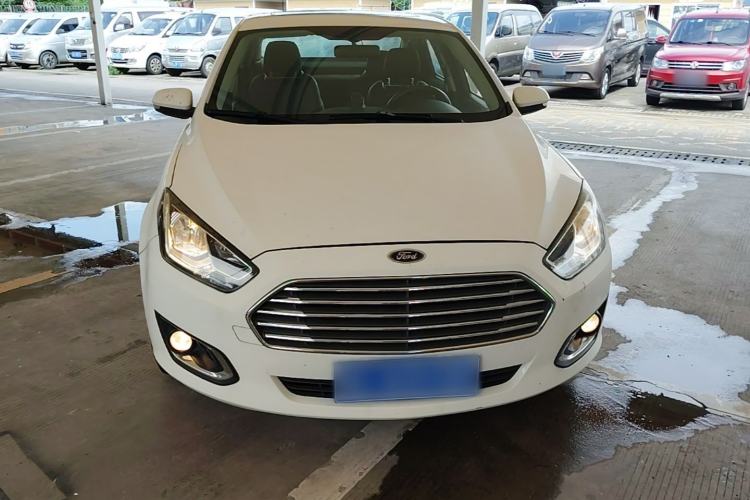 Used Ford Escort 2015 1.5L Automatic Fashion Model Front