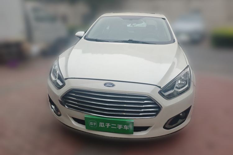 Used Ford Escort 2015 1.5L Automatic Fashion Model Front