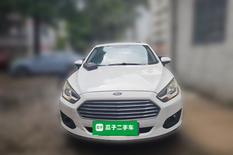 Used Ford Escort 2015 1.5L Manual Comfort Model Front