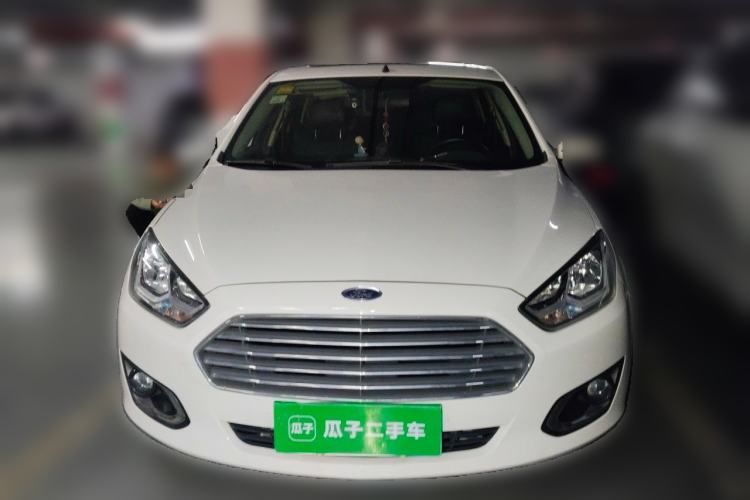 Used Ford Escort 2015 1.5L Automatic Fashion Model Front