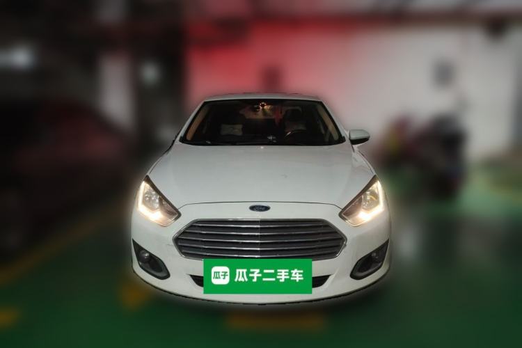 Used Ford Escort 2015 1.5L Automatic Fashion Model Front