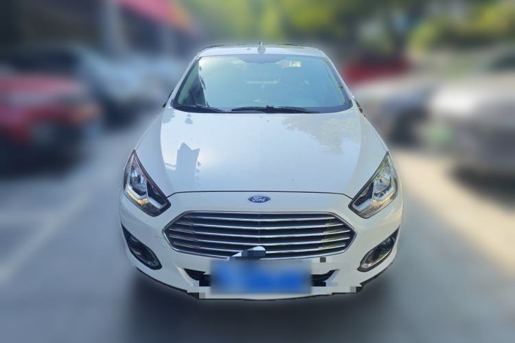 Used Ford Escort 2015 1.5L Automatic Fashion Model Front