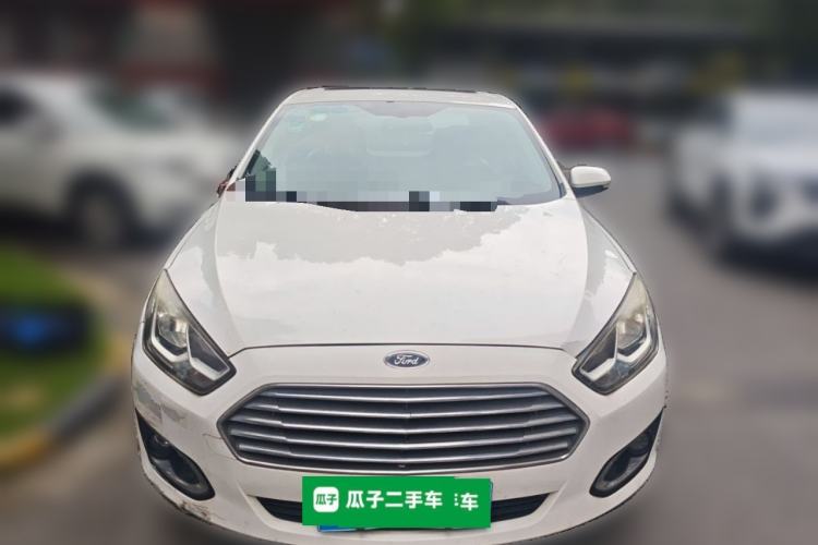 Used Ford Escort 2015 1.5L Automatic Fashion Model Front