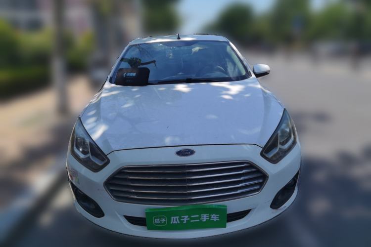 Used Ford Escort 2015 1.5L Manual Comfort Model Front