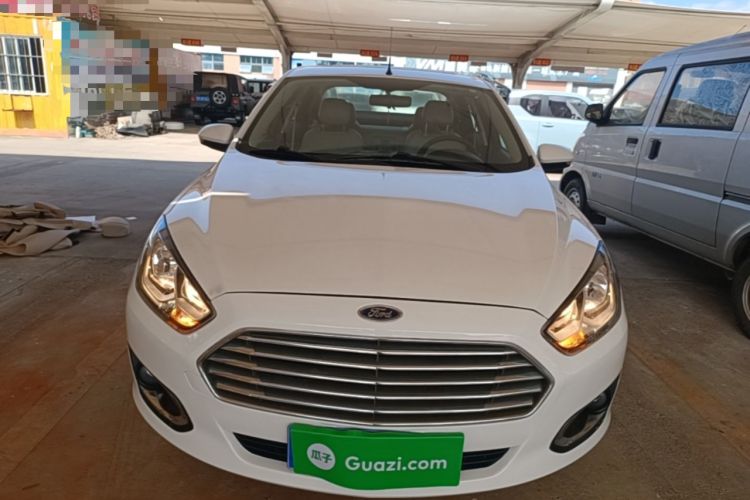 Used Ford Escort 2015 1.5L Automatic Fashion Model Front