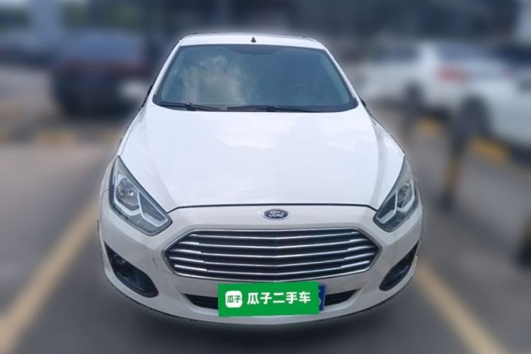 Used Ford Escort 2015 1.5L Automatic Comfort Edition Front