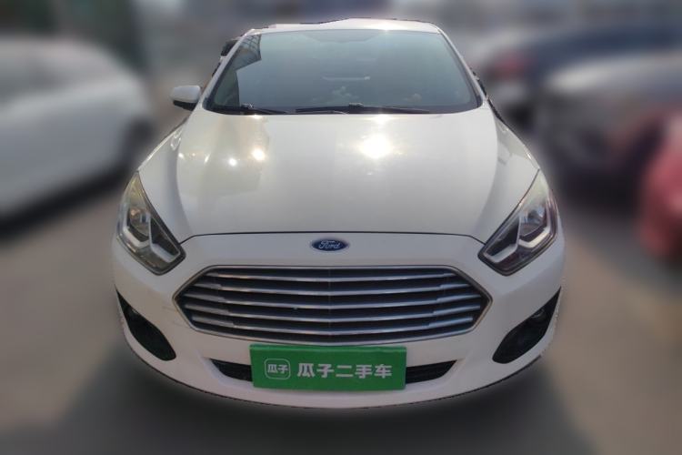 Used Ford Escort 2015 1.5L Automatic Comfort Edition Front