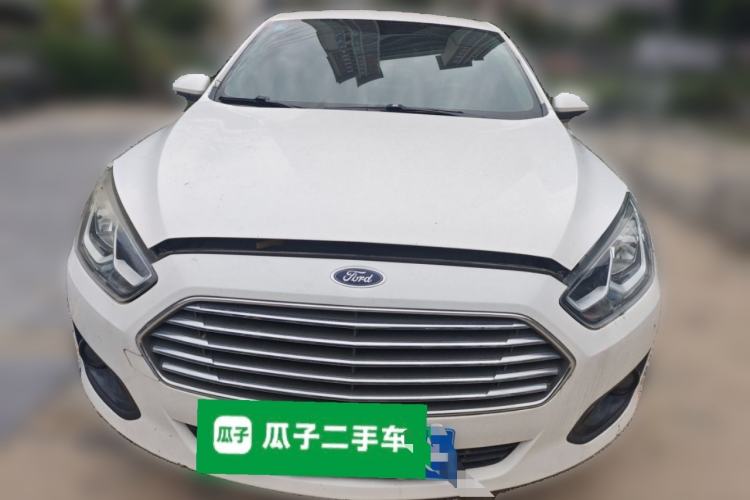 Used Ford Escort 2015 1.5L Automatic Comfort Edition Front