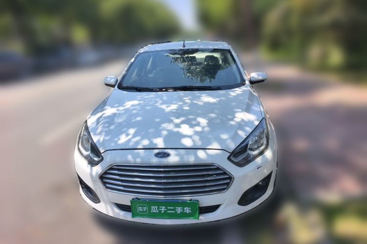 Used Ford Escort 2015 1.5L Manual Comfort Model Front