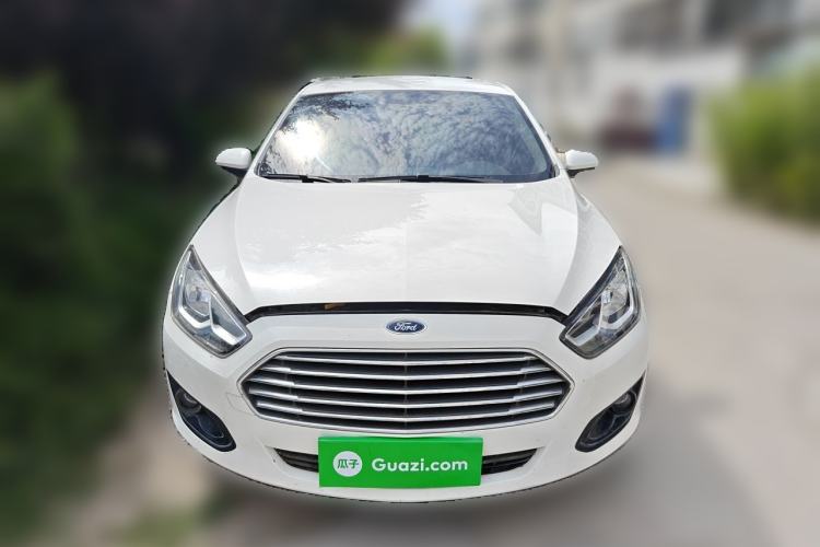 Used Ford Escort 2015 1.5L Manual Comfort Model Front