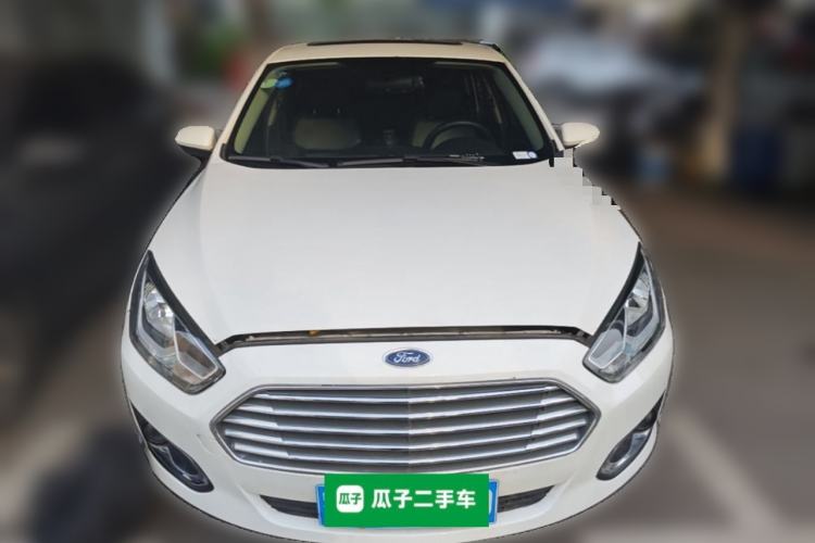 Used Ford Escort 2015 1.5L Automatic Fashion Model Front