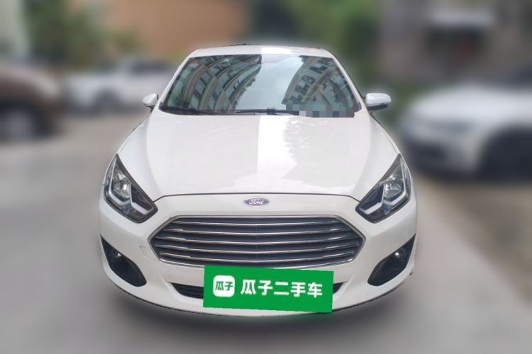 Used Ford Escort 2015 1.5L Automatic Comfort Edition Front