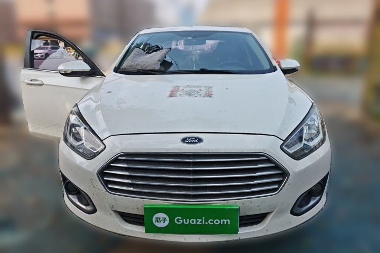 Used Ford Escort 2015 1.5L Automatic Fashion Model Front