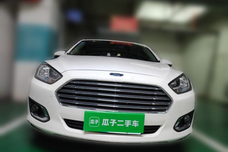 Used Ford Escort 2015 1.5L Automatic Fashion Model Front