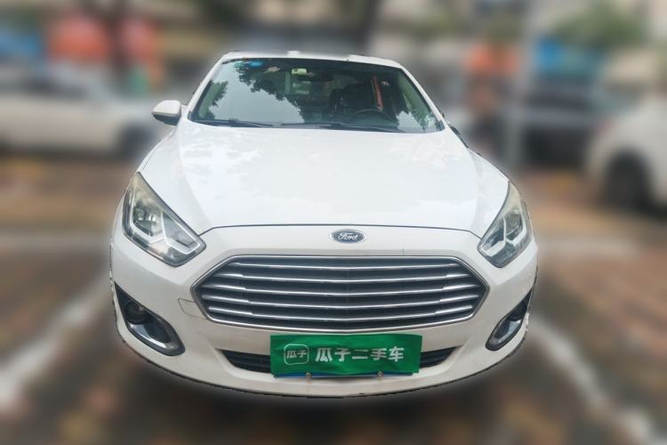 Used Ford Escort 2015 1.5L Automatic Fashion Model Front