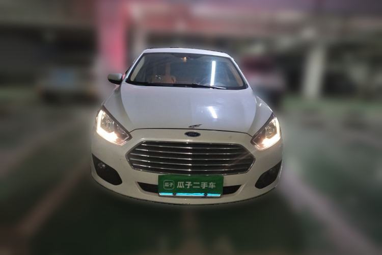 Used Ford Escort 2015 1.5L Automatic Comfort Edition Front