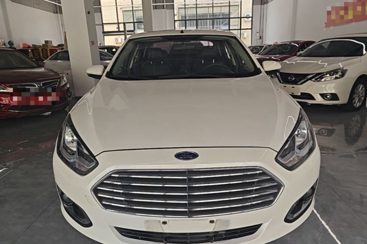 Used Ford Escort 2015 1.5L Automatic Fashion Model Front