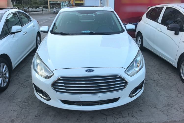 Used Ford Escort 2015 1.5L Automatic Fashion Model Front