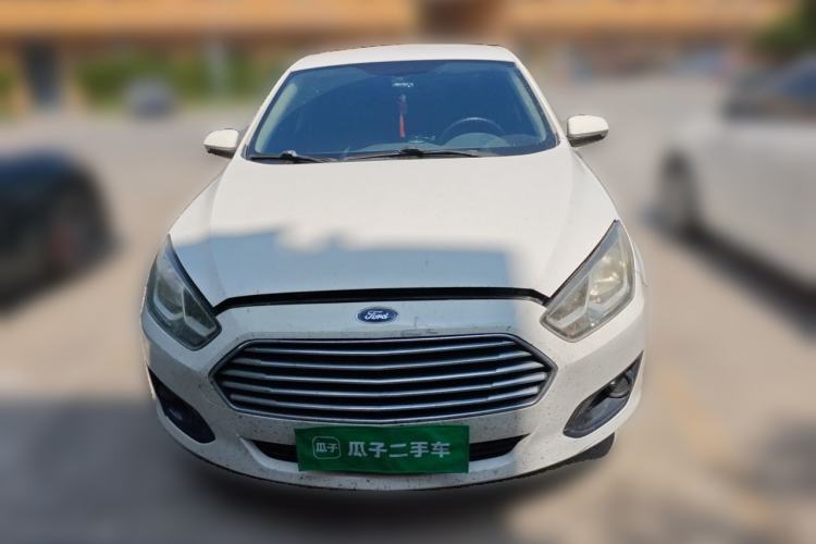 Used Ford Escort 2015 1.5L Manual Comfort Model Front