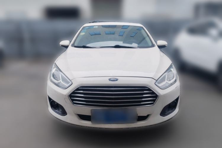 Used Ford Escort 2015 1.5L Manual Comfort Model Front