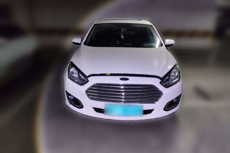 Used Ford Escort 2015 1.5L Automatic Fashion Model Front