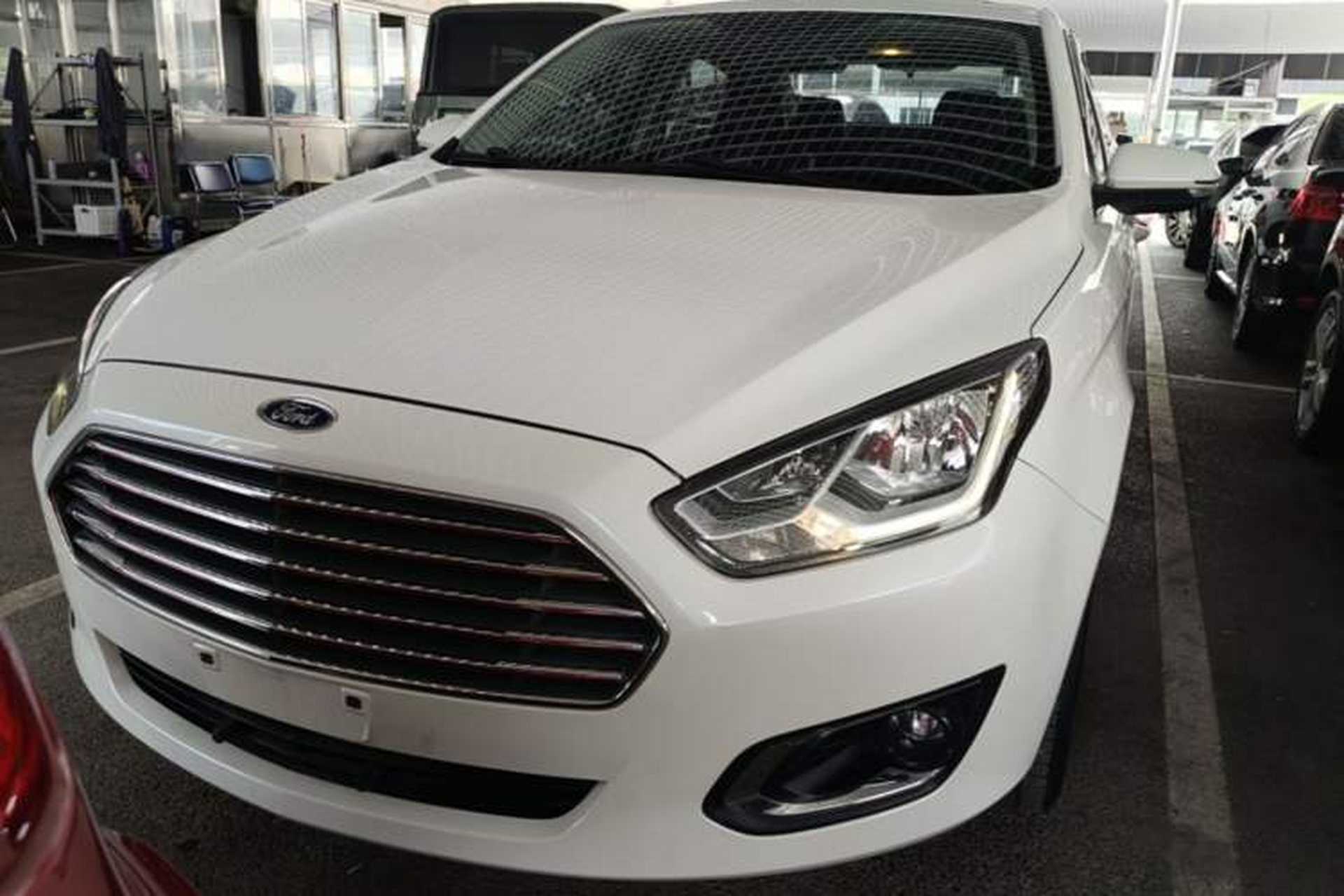 Used Ford Escort 2015 1.5L Automatic Fashion Model Front