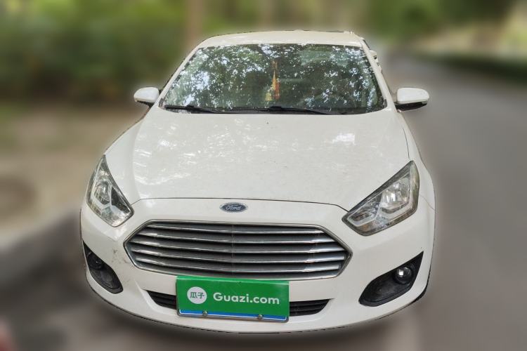 Used Ford Escort 2015 1.5L Manual Comfort Model Front