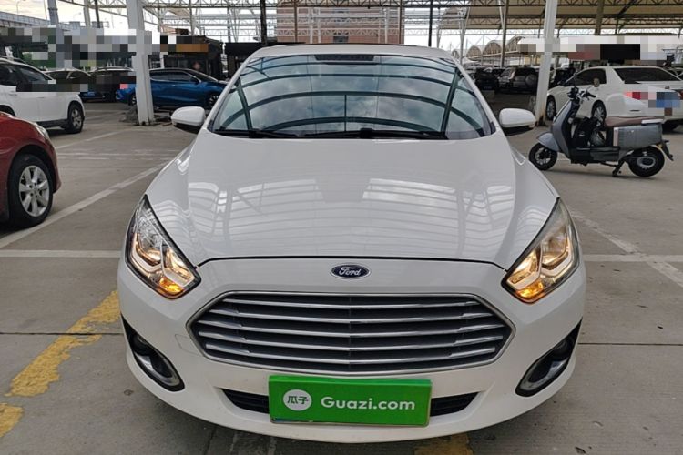 Used Ford Escort 2015 1.5L Automatic Fashion Model Front