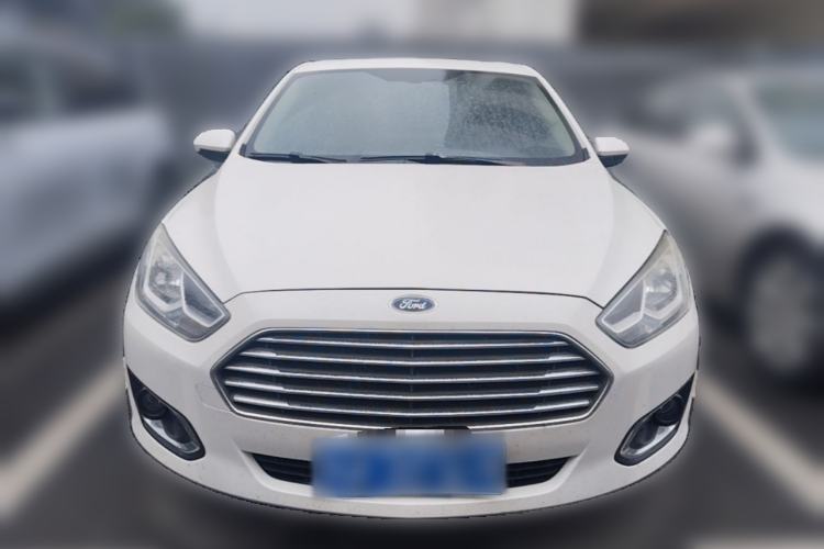 Used Ford Escort 2015 1.5L Automatic Fashion Model Front
