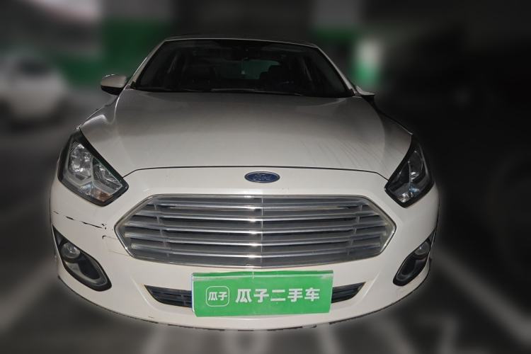 Used Ford Escort 2015 1.5L Automatic Fashion Model Front