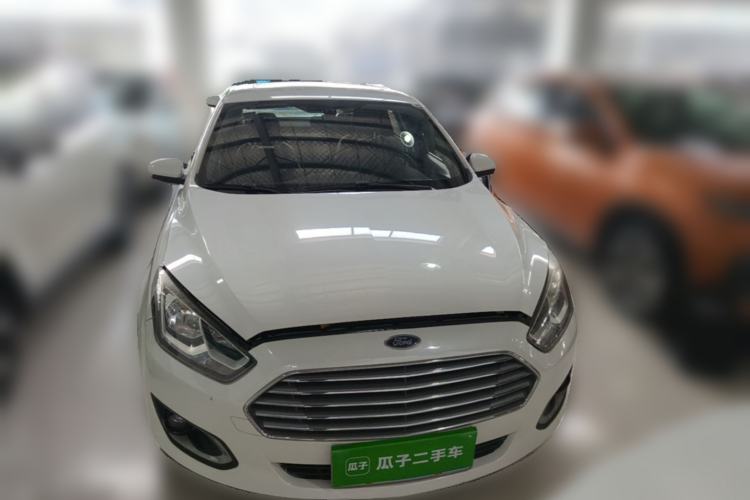Used Ford Escort 2015 1.5L Automatic Fashion Model Front