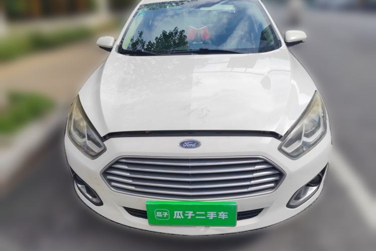 Used Ford Escort 2015 1.5L Automatic Fashion Model Front