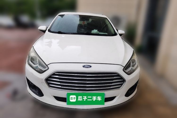 Used Ford Escort 2015 1.5L Automatic Comfort Edition Front